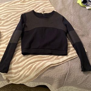 Nike large crop sweatshirt, size large, worn once